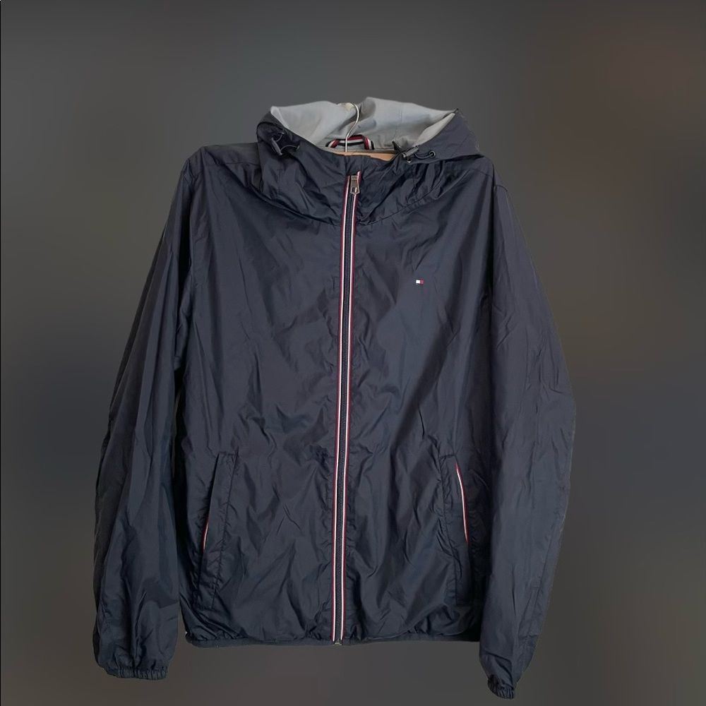 ☔️ Tommy Hilfiger windbreaker 💨